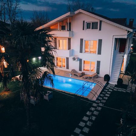 Villa Atlas Muhafazakar Havuzlu, Mustakil Genis Bahceli Sapanca Eksteriør bilde